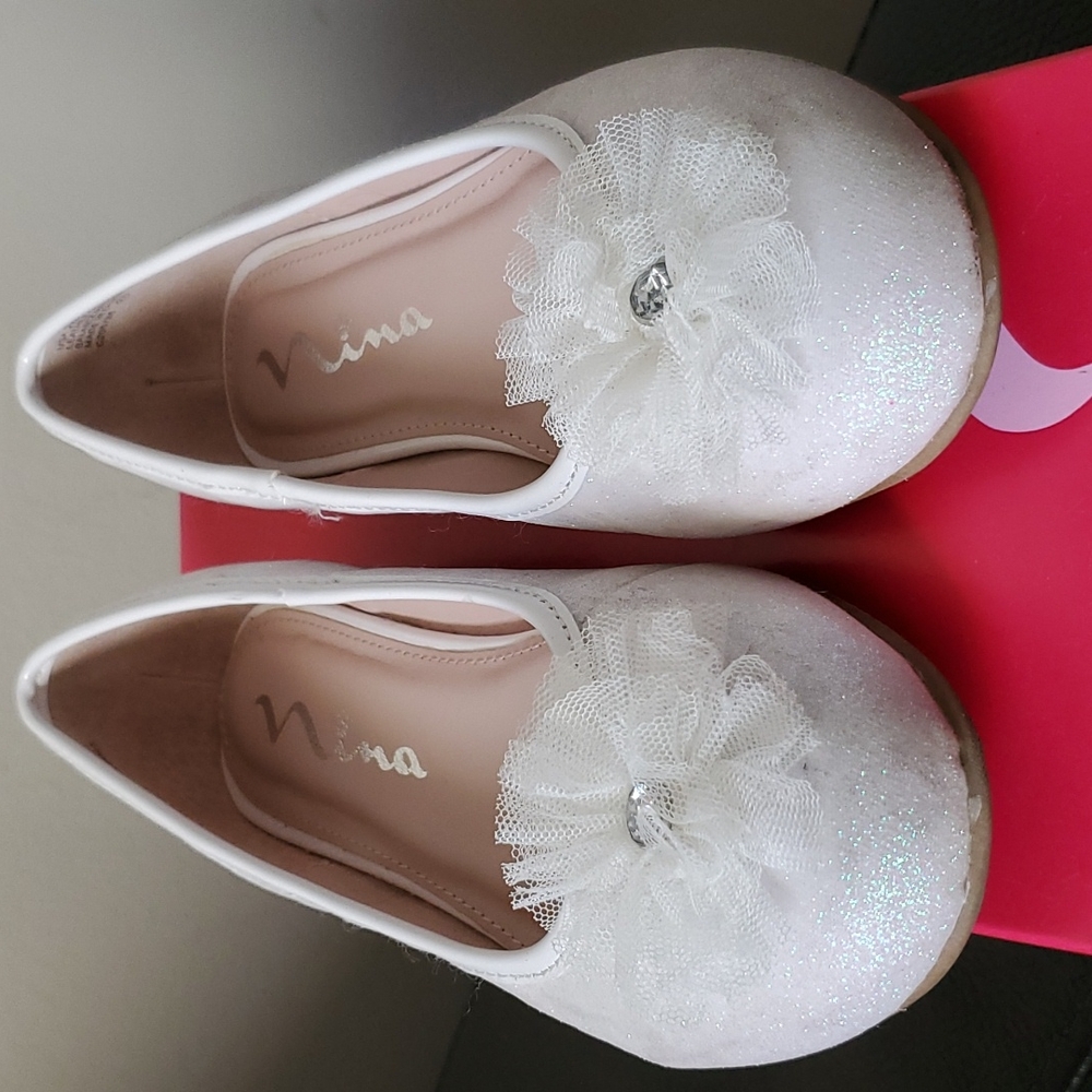Glitter Flower white Meri shoes size 2
